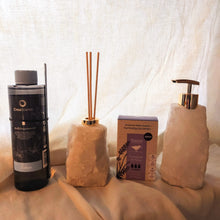 Load image into Gallery viewer, Gemstone diffuser and soap dispenser value set: Rock crystal