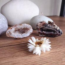 Carica l&#39;immagine nel visualizzatore di Gallery, Kleine agaatgeodes - Insight Stones