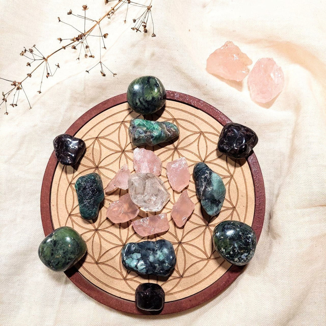 Crystal Grid - Love - Insight Stones