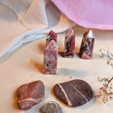 Carica l&#39;immagine nel visualizzatore di Gallery, Kleine rhodochrosiettorentjes - Insight Stones