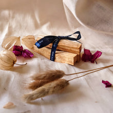 Load image into Gallery viewer, Palo santo sticks - Insight Stones
