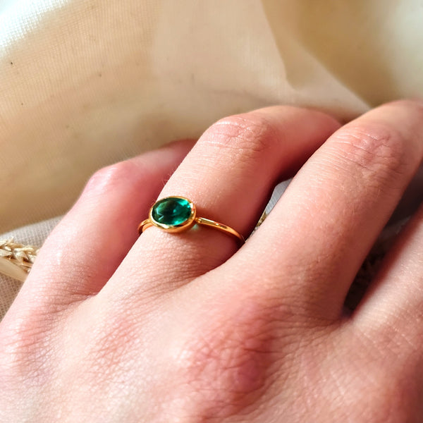 Schattige 925 zilveren vergulde ring met groene toermalijn - Insight Stones