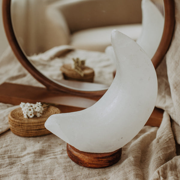 Witte grote zoutsteen maan lamp - Insight Stones